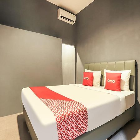 Oyo 3492 Mandala Residence Medan Eksteriør bilde