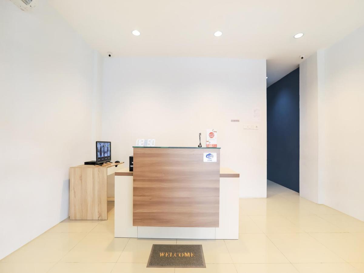 Oyo 3492 Mandala Residence Medan Eksteriør bilde